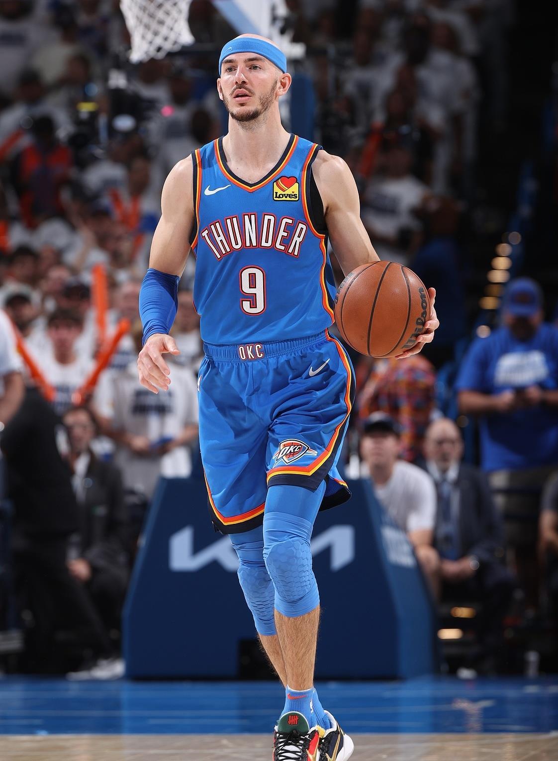 包含俄克拉荷马雷霆迎欧篮联关键赛；今夜遗憾出局；目标明确；控场能力受关注的词条