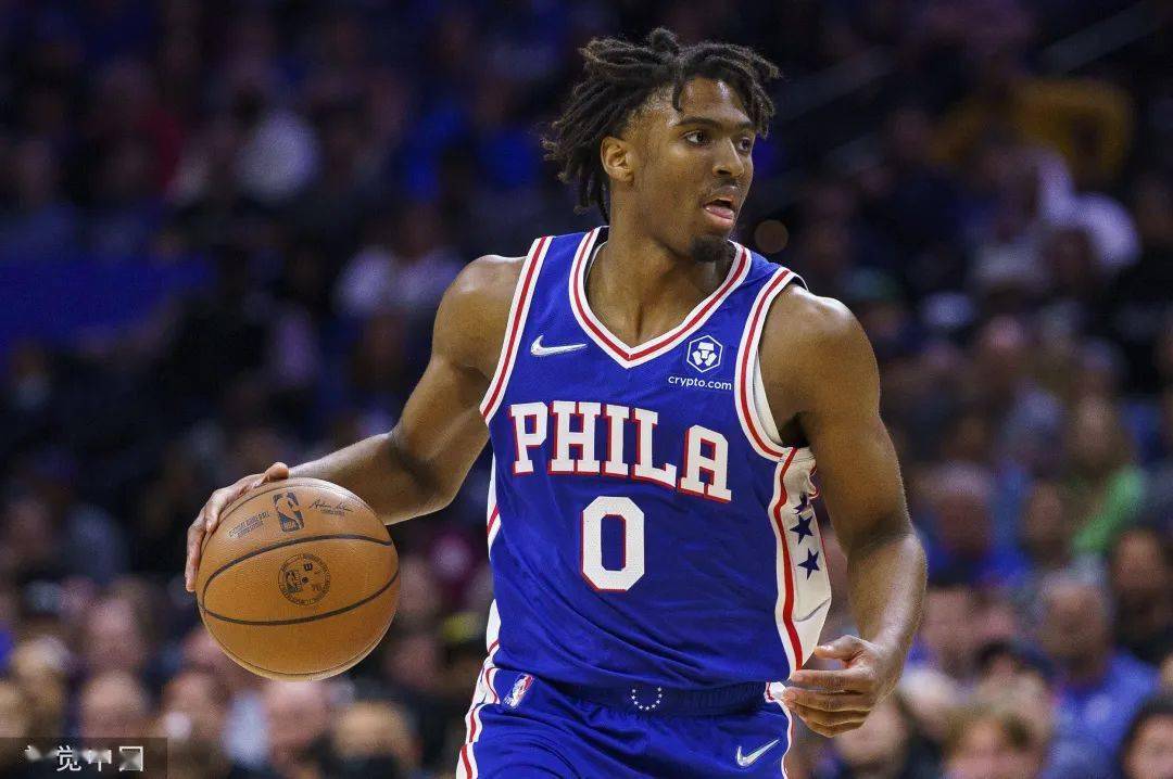 包含马德里竞技训练开放日，加时末段更衣室发声引欢呼，NBA季后赛在即，阵容厚度经受考验的词条